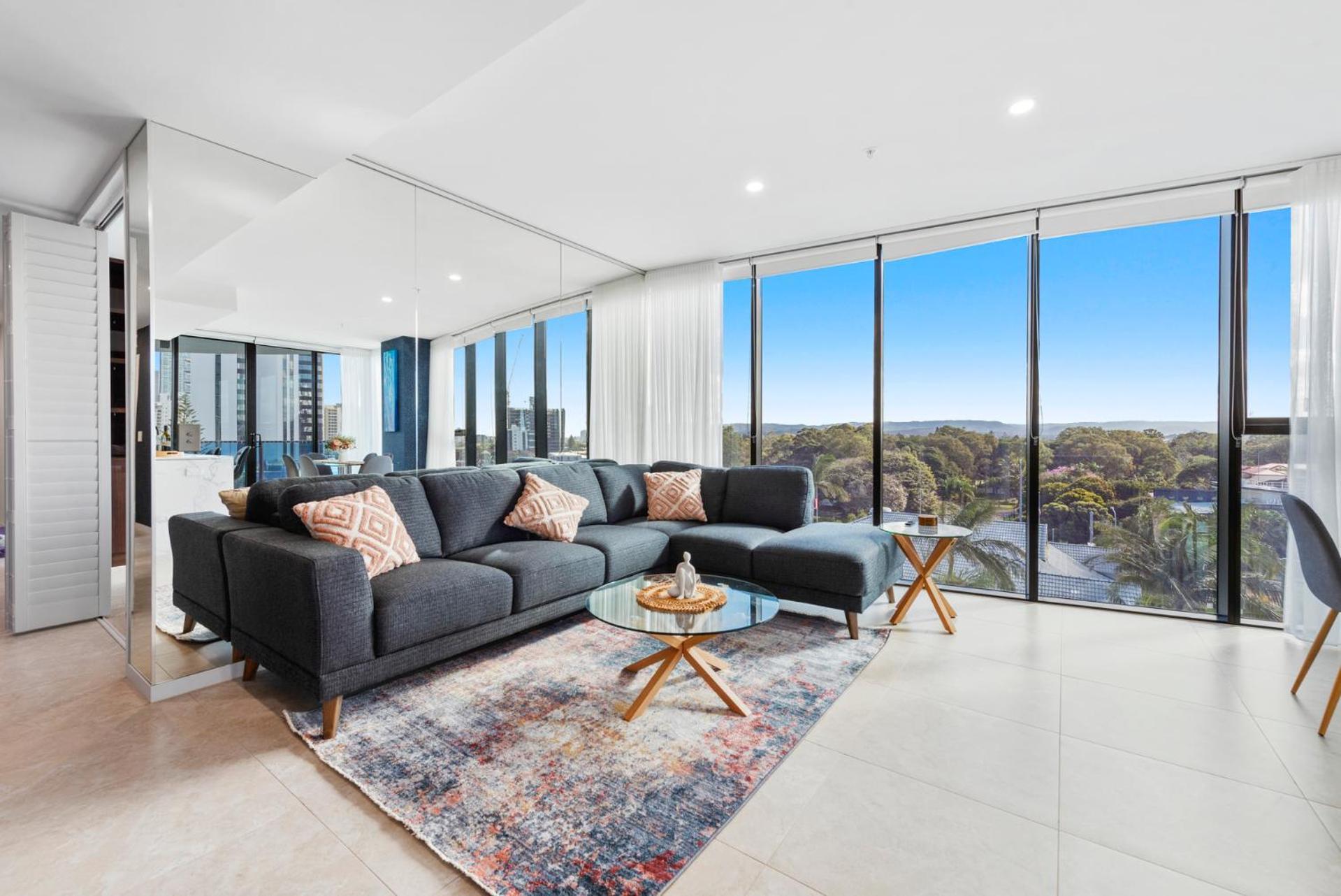 Apartment Luxury 3-br With Breathtaking Views *
