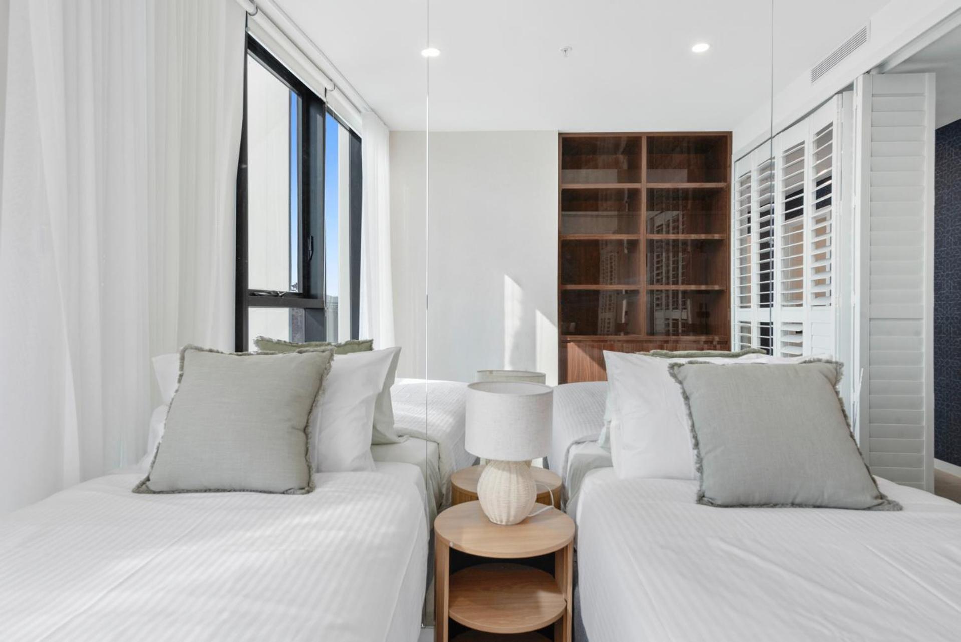 Luxury 3-br With Breathtaking Views Gold Coast
