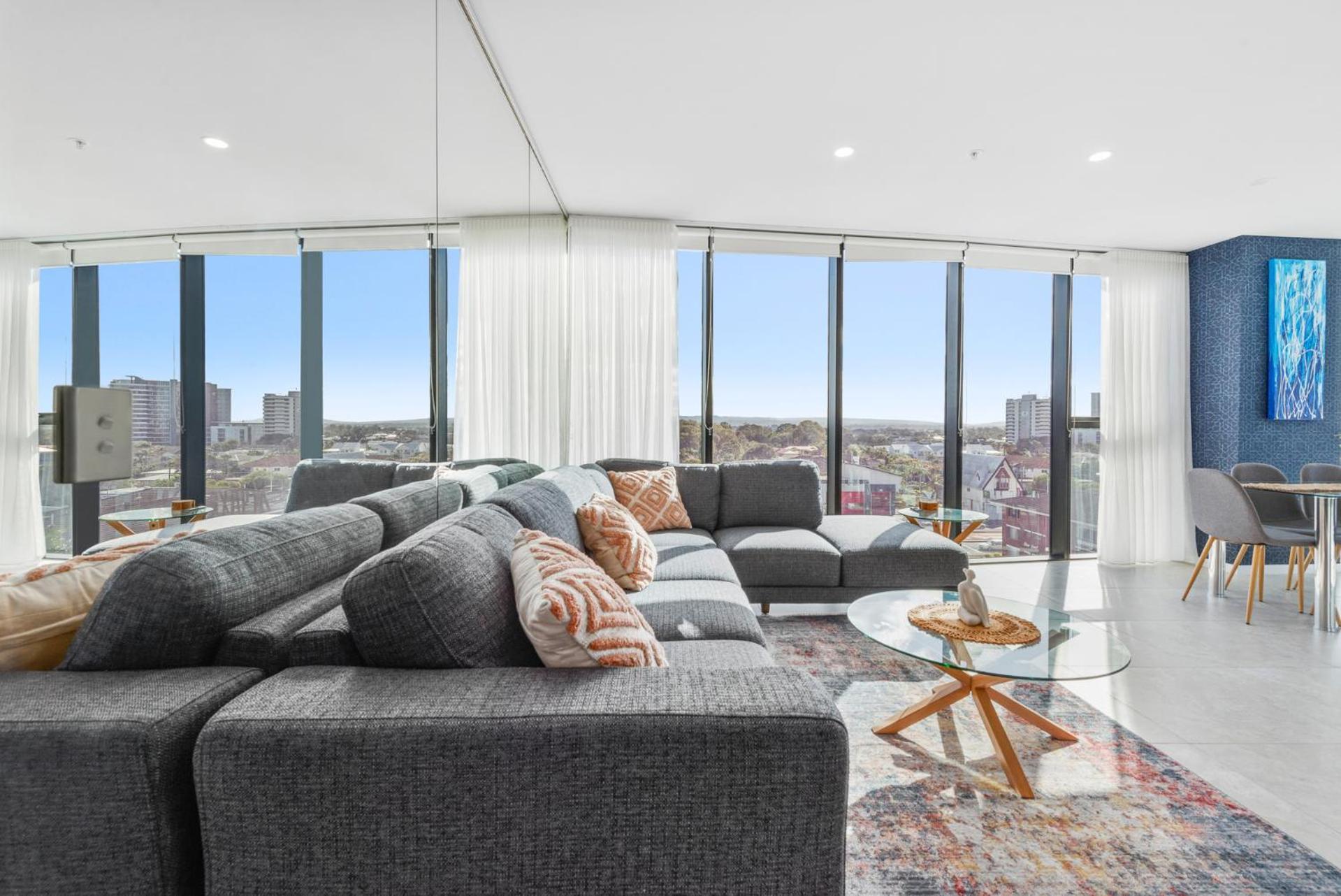 Luxury 3-br With Breathtaking Views