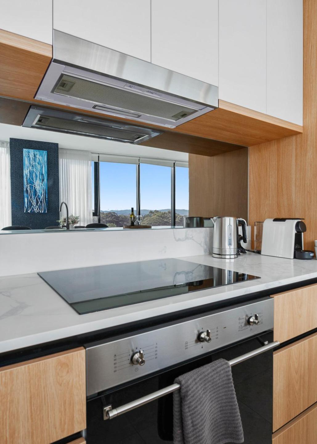 Luxury 3-br With Breathtaking Views *