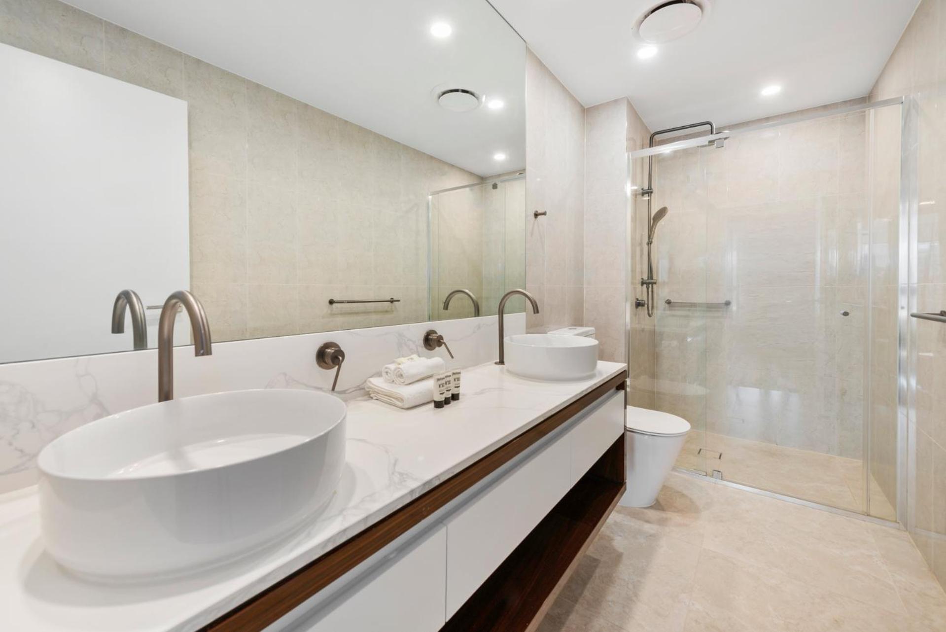 Apartment Luxury 3-br With Breathtaking Views *